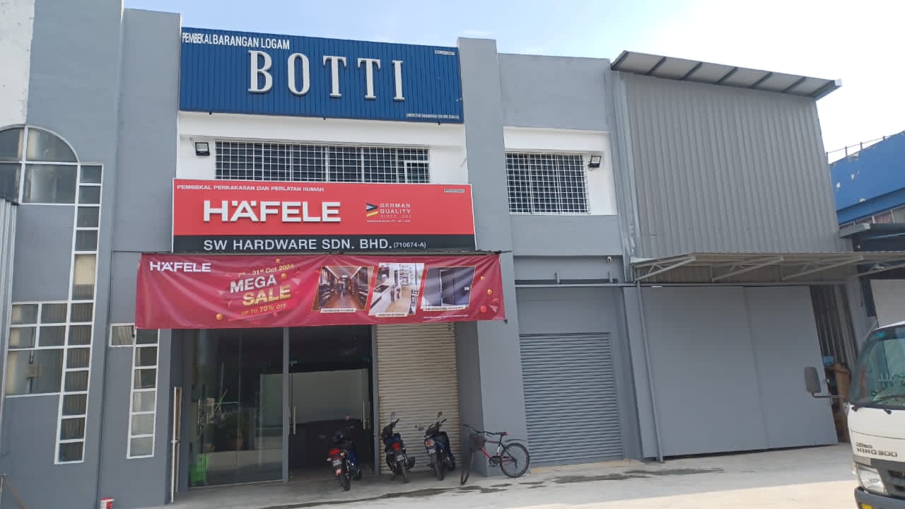 The Living Depot Puchong 5